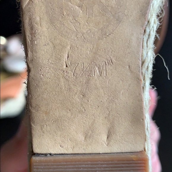 MICHAEL KORS WEDGES - Picture 7 of 7